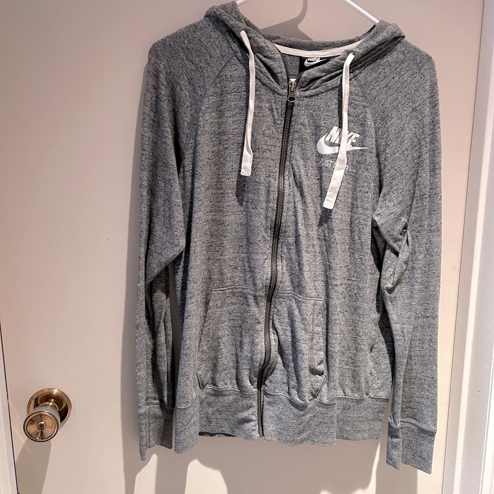 Women’s Nike Sweatshirt Zipup